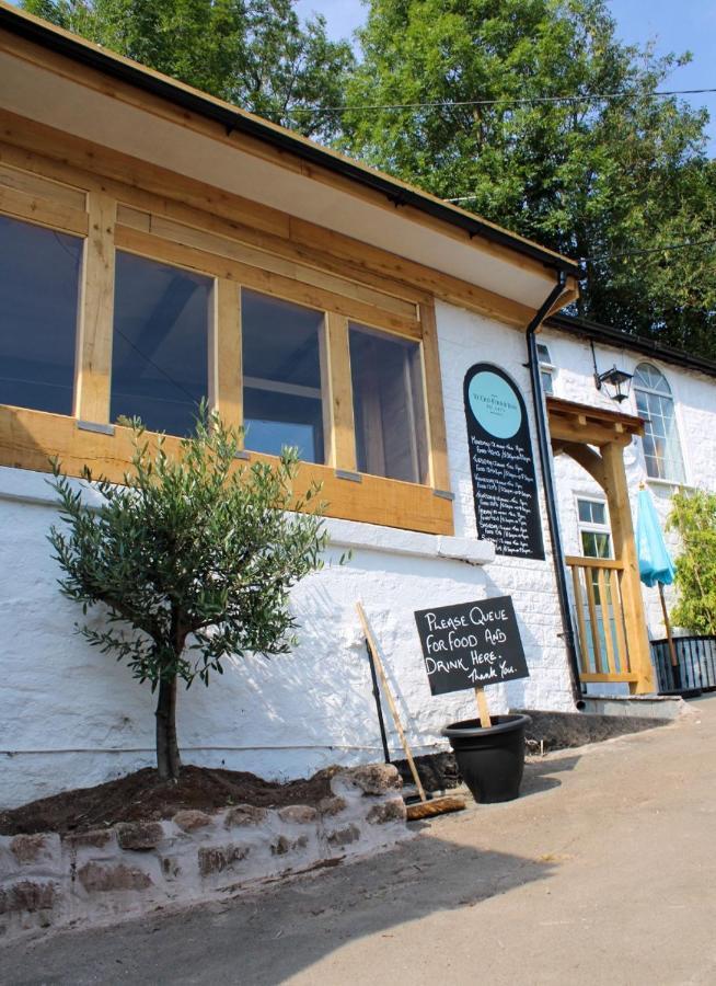 Ye Old Ferrie Inn Symonds Yat Exterior foto