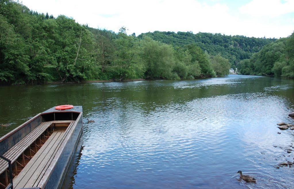 Ye Old Ferrie Inn Symonds Yat Exterior foto